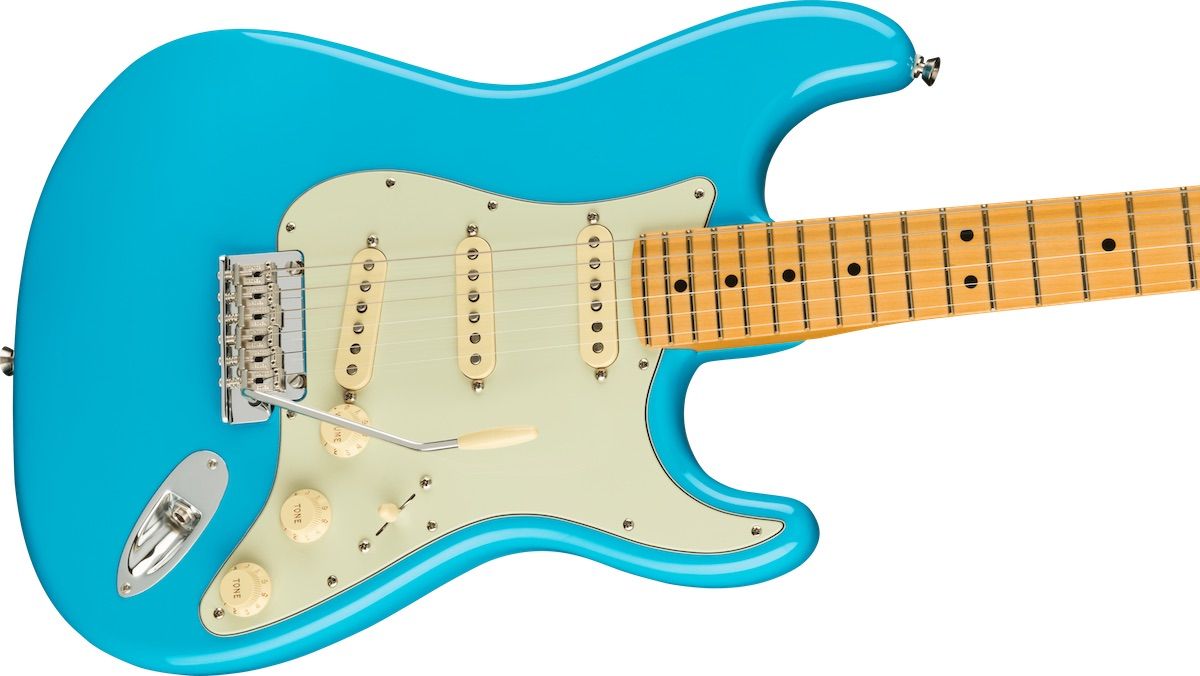 Fender American Professional II Stratocaster Maple Fingerboard Miami Blue